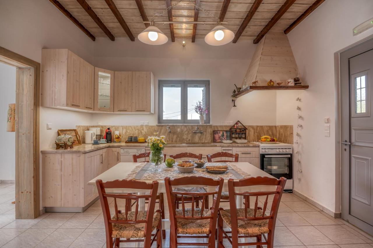 Дом отдыха Lahardi - Seaside House